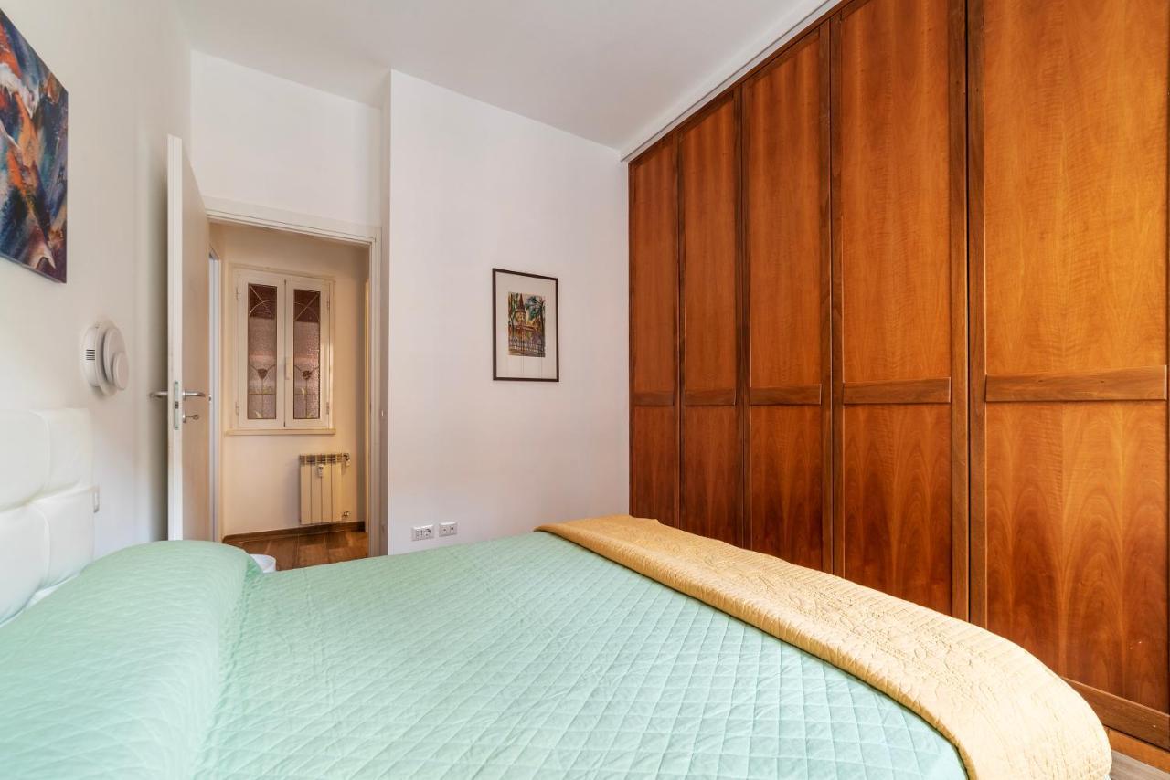 Piazza Re Di Roma Comfy Apartment Eksteriør billede